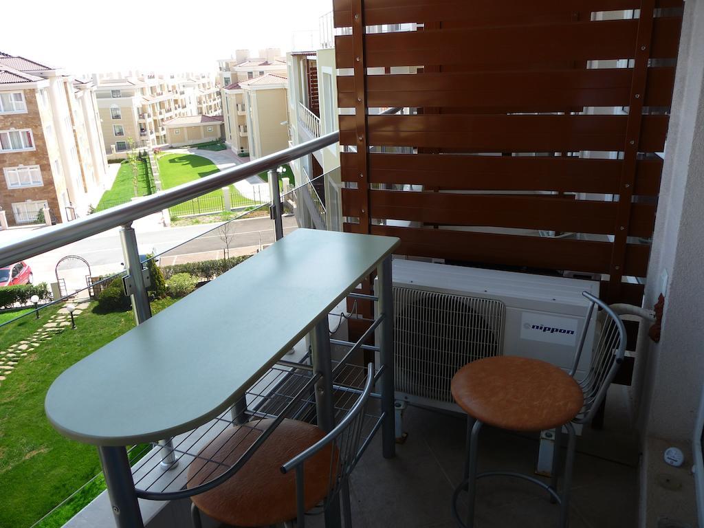 Great Choice Apartment Černomorec Pokoj fotografie